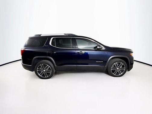 2022 GMC Acadia FWD SLT