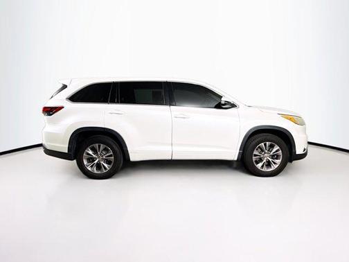 2015 Toyota Highlander LE Plus