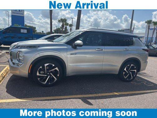 2023 Mitsubishi Outlander PHEV SEL