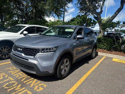 2023 Kia Sorento LX