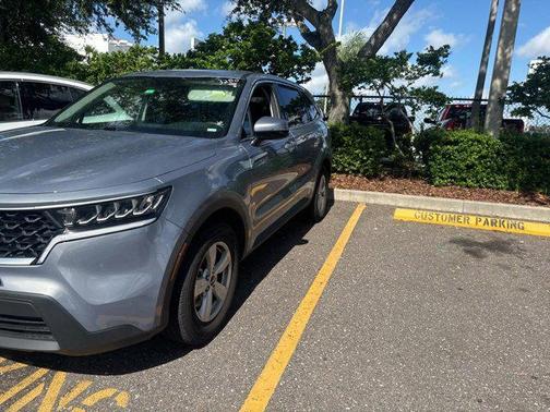 2023 Kia Sorento LX