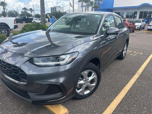 Modern Steel Metallic 2024 Honda HR-V LX