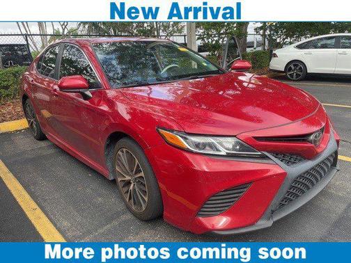 2020 Toyota Camry SE