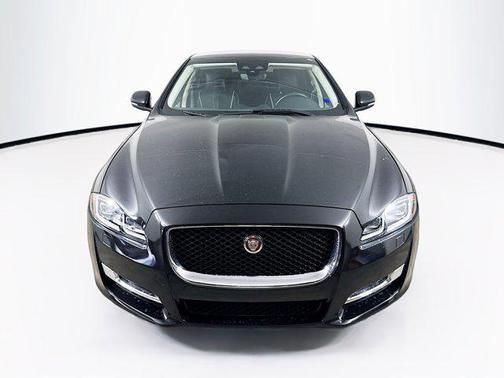2018 Jaguar XJ XJ R-Sport