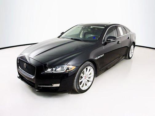 2018 Jaguar XJ XJ R-Sport
