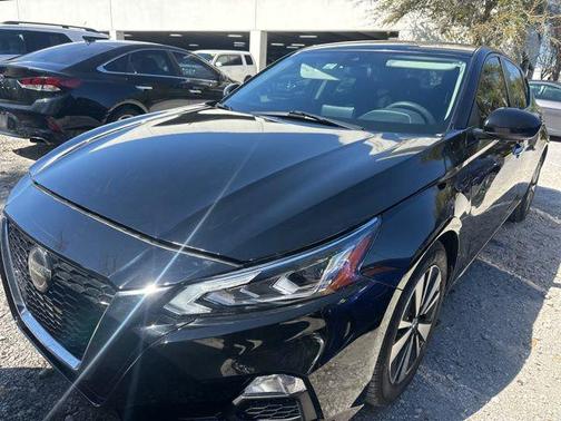 2021 Nissan Altima 2.5 SV