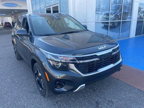 2025 Kia Seltos EX