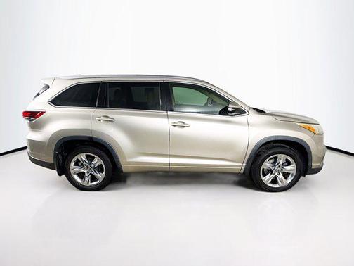 2016 Toyota Highlander Limited Platinum
