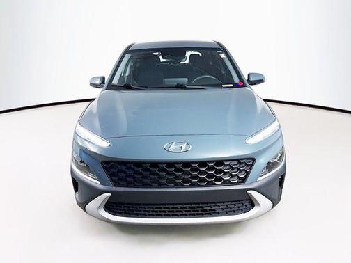 2022 Hyundai KONA SE