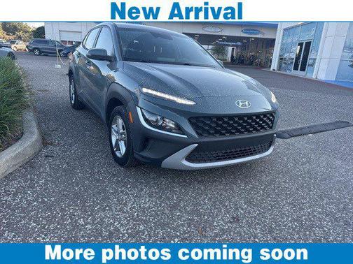 2022 Hyundai KONA SE