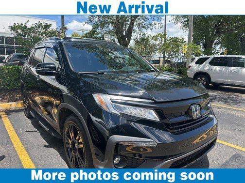 2022 Honda Pilot AWD Black Edition