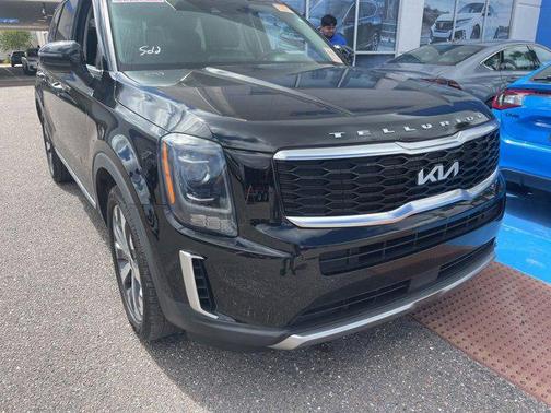 2022 Kia Telluride S