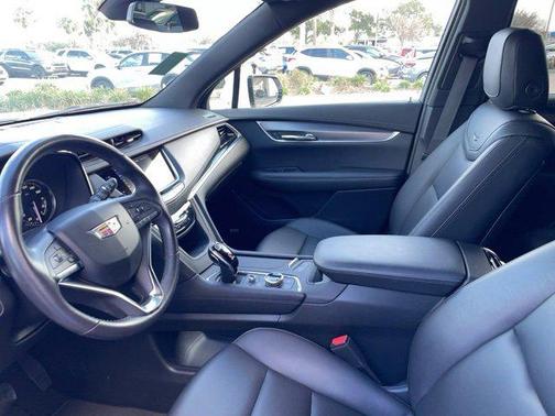 2024 Cadillac XT6 Luxury FWD