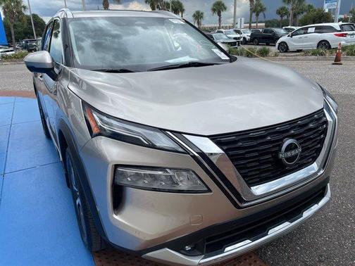 2022 Nissan Rogue Platinum