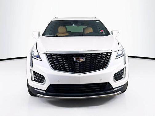 Crystal White 2020 Cadillac XT5 Premium Luxury