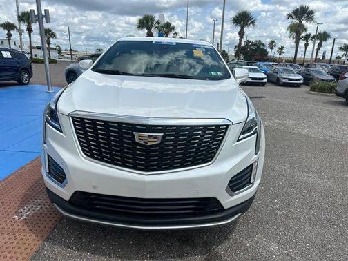 Crystal White 2020 Cadillac XT5 Premium Luxury