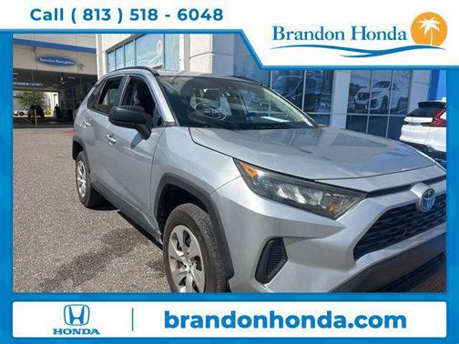 Silver Sky Metallic 2019 Toyota RAV4 LE