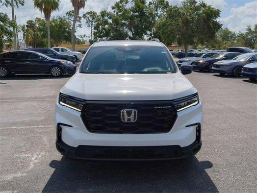 2025 Honda Pilot Black Edition