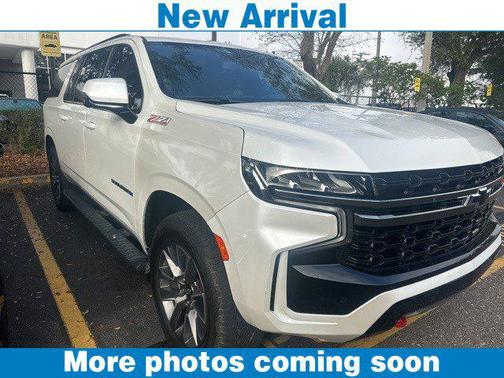 2022 Chevrolet Suburban 4WD Z71