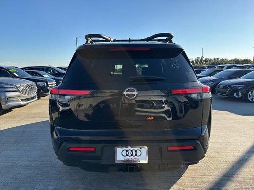 2023 Nissan Pathfinder Rock Creek 4WD