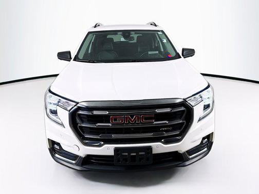 2022 GMC Terrain AWD AT4