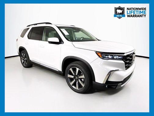 2025 Honda Pilot Touring 8-Passenger