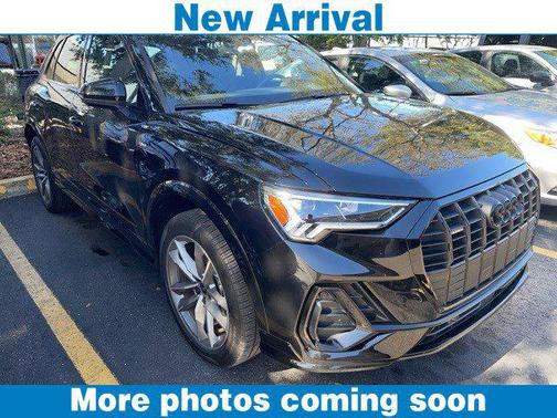 2024 Audi Q3 Premium 45 TFSI S line quattro Tiptronic