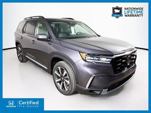 2025 Honda Pilot Touring 8-Passenger