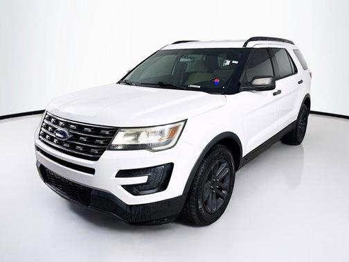 2017 Ford Explorer Base