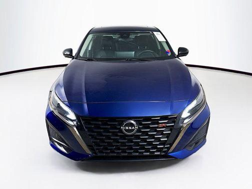 2023 Nissan Altima SR VC-Turbo FWD