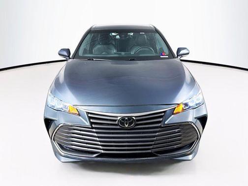 2022 Toyota Avalon XLE
