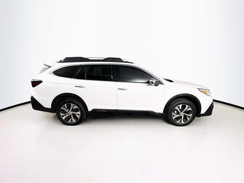 2022 Subaru Outback Touring