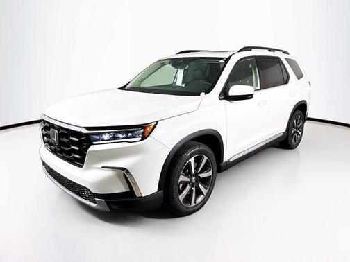 2025 Honda Pilot Touring 8-Passenger