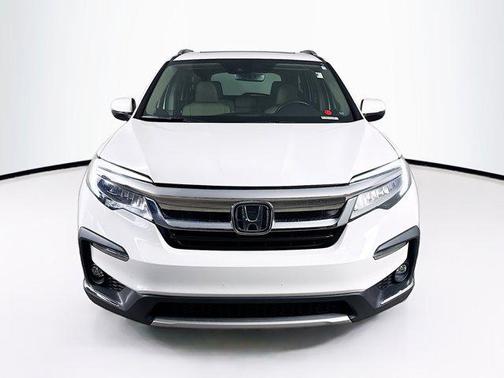 2021 Honda Pilot Touring 8-Passenger