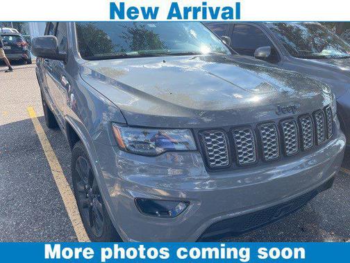 2021 Jeep Grand Cherokee Laredo