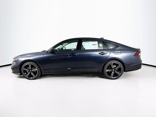 Meteorite Gray Metallic 2026 Honda Accord SE