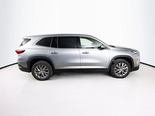 2025 Buick Enclave Preferred FWD