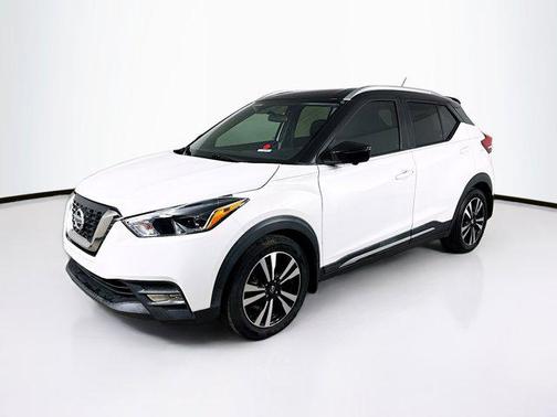 2018 Nissan Kicks SR
