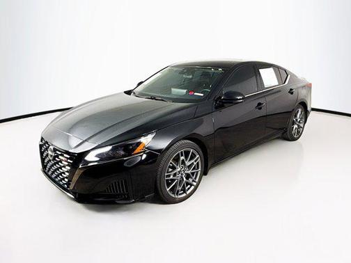 2024 Nissan Altima SR VC-Turbo FWD