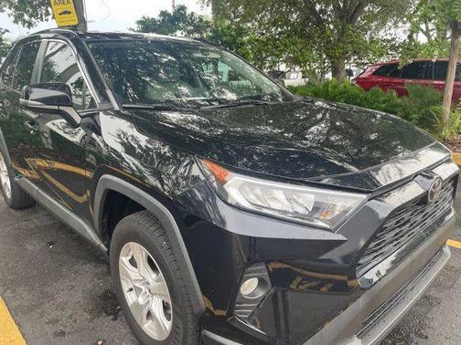 Midnight Black Metallic 2020 Toyota RAV4 XLE