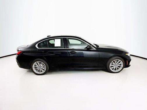 2024 BMW 330 i xDrive