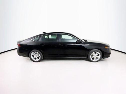 2025 Honda Accord LX 1.5T