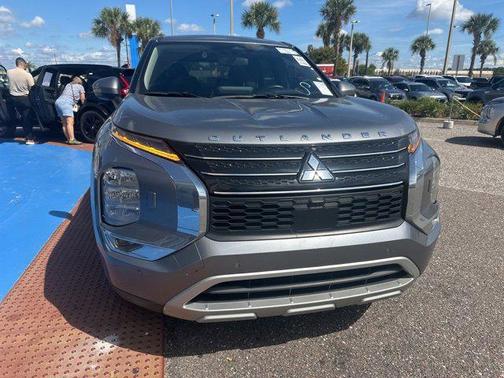 2023 Mitsubishi Outlander SE 2.5 S-AWC