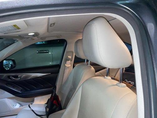 2017 INFINITI Q50 3.0t Signature Edition