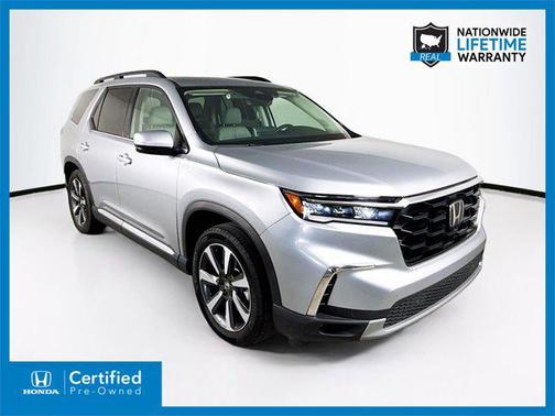 2025 Honda Pilot Touring 8-Passenger