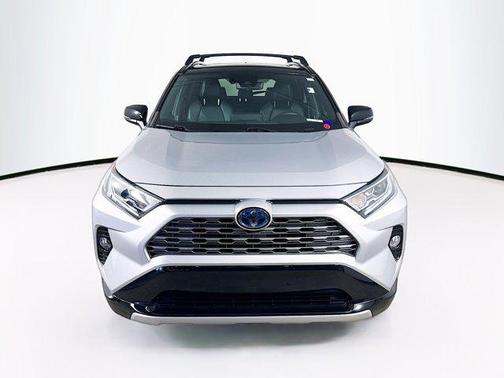 2021 Toyota RAV4 Hybrid SE