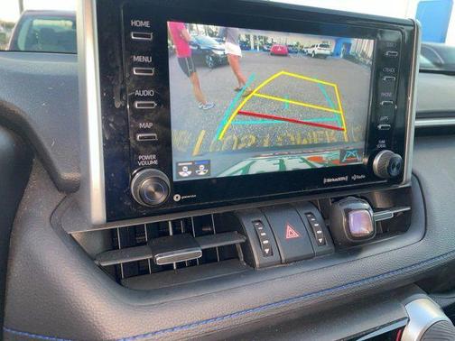 2021 Toyota RAV4 Hybrid SE