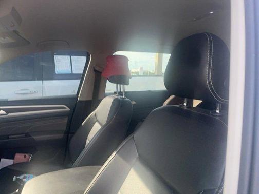 2021 Volkswagen Atlas 3.6L SE w/Technology