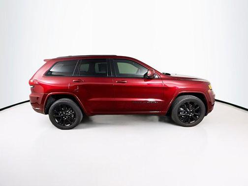 2021 Jeep Grand Cherokee Laredo