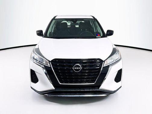 2022 Nissan Kicks S